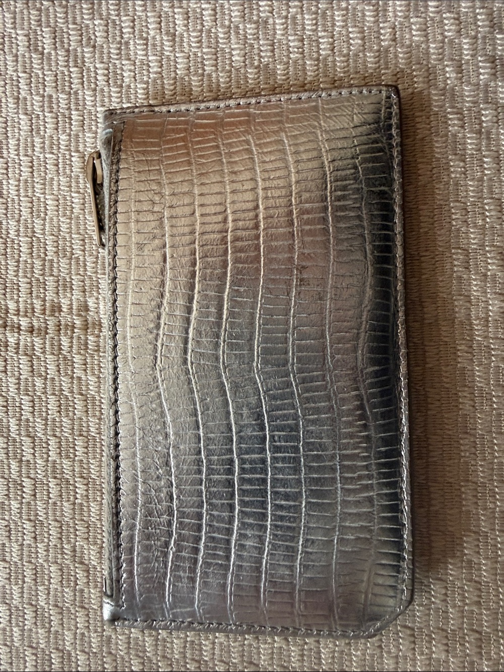 Yves Saint Laurent Metallic Silver Croc-Embossed Card Holder - Picture 2 of 4